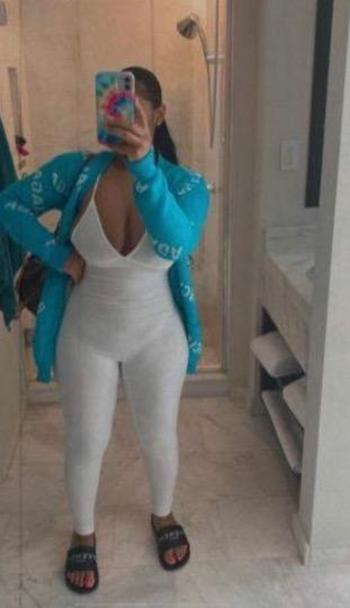 215-983-0017, 24  female escort, Dover