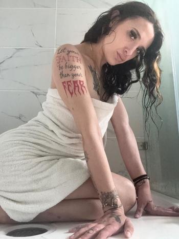 Sarah, 31  female escort, Dover